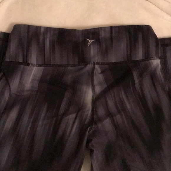 Work out capris - Picture 2 of 4